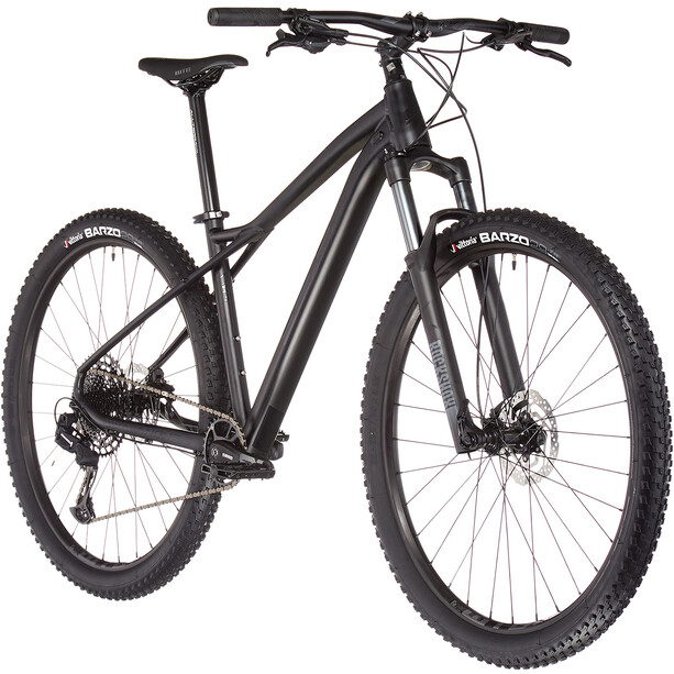GT Bicycles Avalanche Expert, musta
