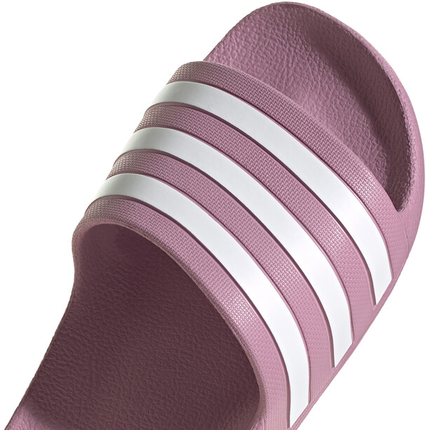 adidas Adilette Aqua Slides Women cherry metalic/footwear white/cherry metalic