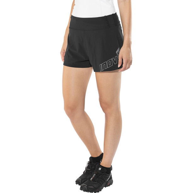inov-8 AT/C 2.5" Shorts de running Mujer, negro