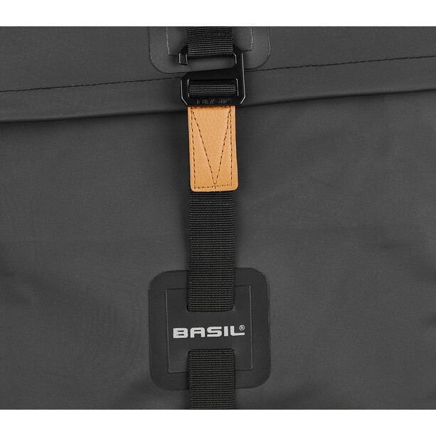 Basil Urban Dry Doppel-Gepäckträgertasche 50l schwarz